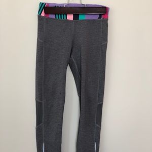IVIVVA By Lululemon grey mesh leggings with print